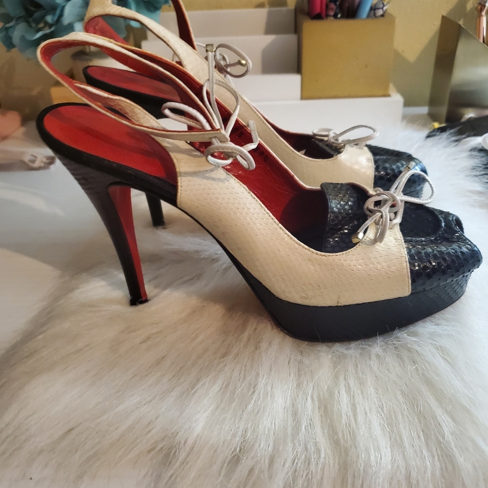 Dolce and Gabbana - Picture 3 of 5